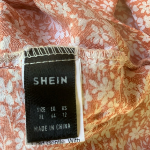 SHEIN Top - Picture 4 of 6